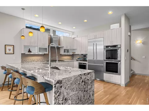 Kitchen - 4616 Sunnyside Pl, Boulder, CO 80301 photo 2 of 8