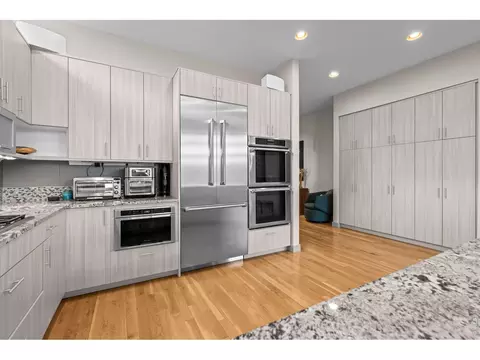 Kitchen - 4616 Sunnyside Pl, Boulder, CO 80301 photo 6 of 8