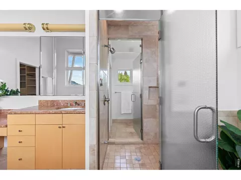Bath - 700 Utica Ave, Boulder, CO 80304 photo 3 of 5