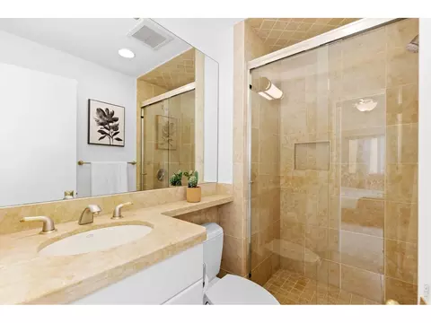 Bath - 700 Utica Ave, Boulder, CO 80304 photo 5 of 5