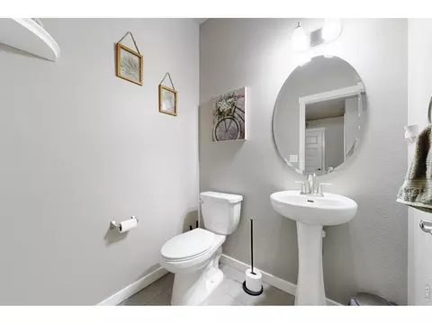 Bath - 2149 74th Ave Ct, Greeley, CO 80634 photo 1 of 7