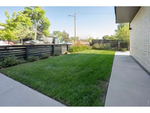 Exterior - 2718 Pine St #205, Boulder, CO 80302 photo 7 of 10