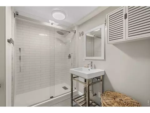Bath - 2750 Vassar Dr, Boulder, CO 80305 photo 6 of 6