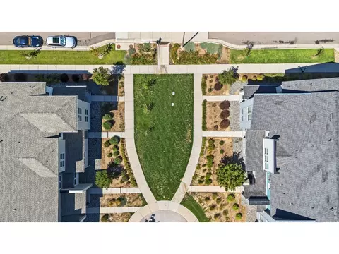 View/Area - 16073 E Warner Pl, Denver, CO 80239 photo 6 of 7