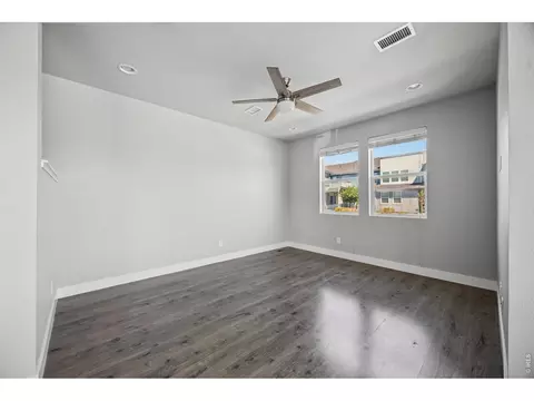 Living - 16073 E Warner Pl, Denver, CO 80239 photo 2 of 4