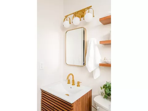 Bath - 4475 Whitney Pl, Boulder, CO 80305 photo 2 of 6