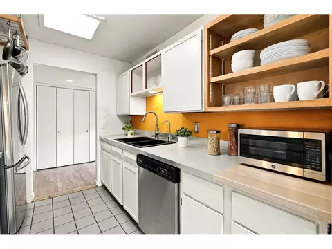 Kitchen - 3575 19th St, Boulder, CO 80304 photo 2 of 2