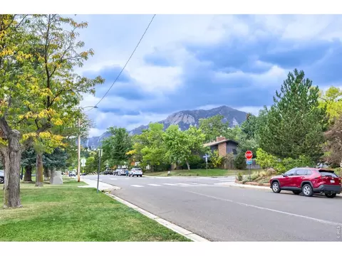 Exterior - 1290 Berea Dr, Boulder, CO 80305 photo 3 of 4