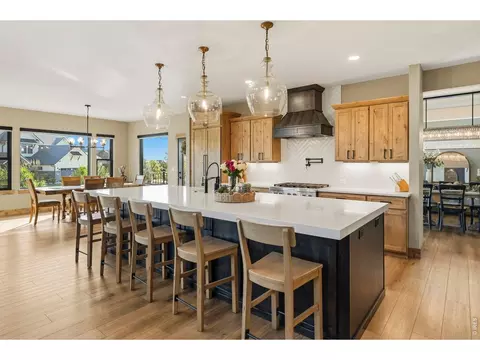 Kitchen - 2734 Southwind Rd, Berthoud, CO 80513 photo 4 of 5