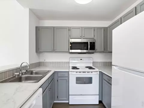 Kitchen - 3525 28th St #304, Boulder, CO 80301 photo 2 of 5