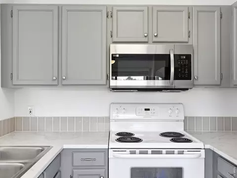 Kitchen - 3525 28th St #304, Boulder, CO 80301 photo 1 of 5