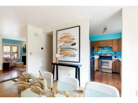 Dining - 3527 Spring Creek Pl, Boulder, CO 80301 photo 3 of 3