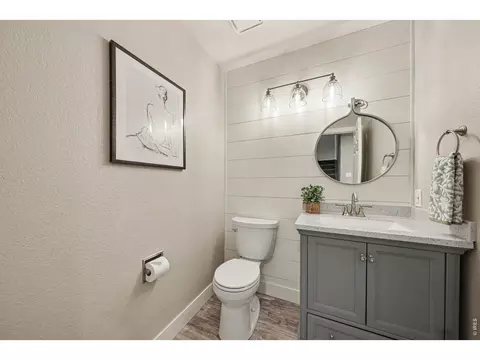 Bath - 6503 Thunderhill Ave, Longmont, CO 80504 photo 1 of 5