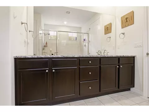 Bath - 7830 E 148th Dr, Thornton, CO 80602 photo 2 of 7