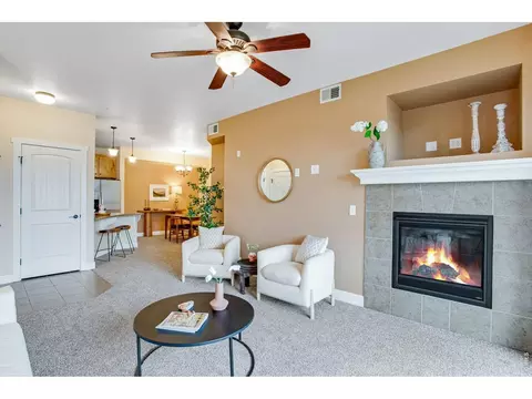 2445 Windrow Dr #B-206, Fort Collins, CO 80525