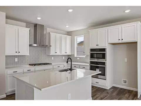 Kitchen - 24377 E River Front Dr, Aurora, CO 80019 photo 1 of 1