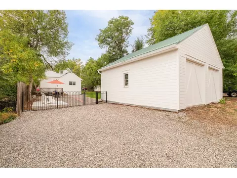 Exterior - 541 Maxwell Ave, Boulder, CO 80304 photo 8 of 9