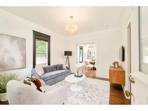 Living - 541 Maxwell Ave, Boulder, CO 80304 photo 1 of 3