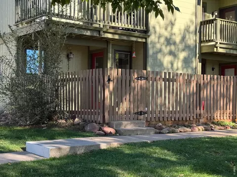 Exterior - 3237 Redstone Rd, Boulder, CO 80305 photo 2 of 4