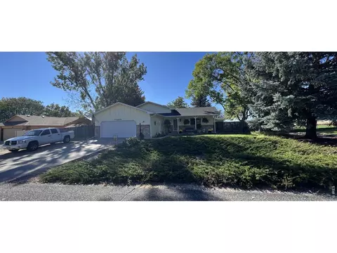 1800 Rolling View Dr, Loveland, CO 80537