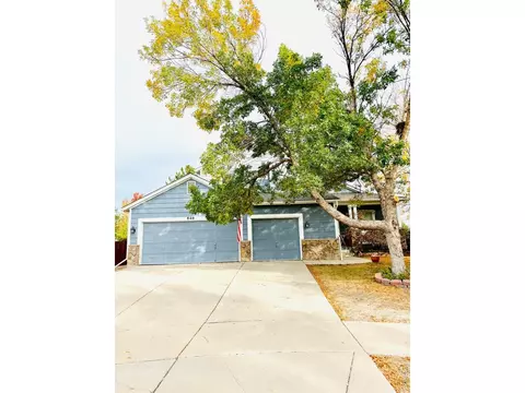 840 Brimble Ct, Erie, CO 80516