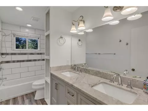 Bath - 380 27th St, Boulder, CO 80305 photo 2 of 3