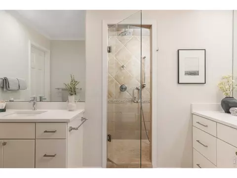 Bath - 3735 Wild Plum Ct, Boulder, CO 80304 photo 1 of 4