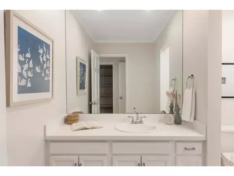 Bath - 3735 Wild Plum Ct, Boulder, CO 80304 photo 3 of 4