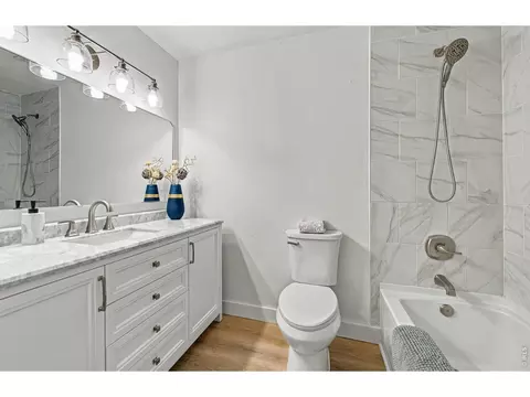Bath - 3874 Broadway St #9, Boulder, CO 80304 photo 2 of 2