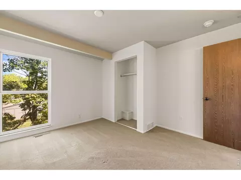 Bedroom - 1325 Bear Mountain Dr # D, Boulder, CO 80305 photo 3 of 5