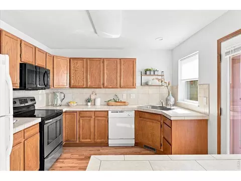 2343 S Pike Cir, Fort Collins, CO 80525
