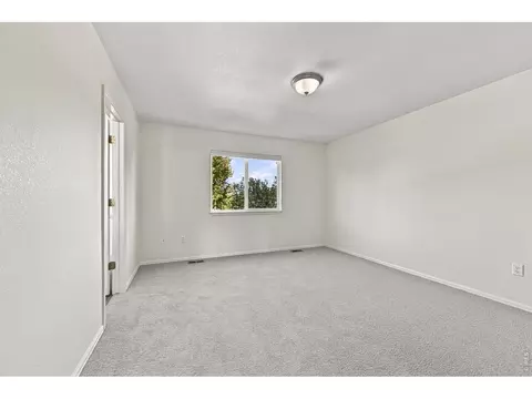 Bedroom - 9846 Buffalo St, Longmont, CO 80504 photo 5 of 9