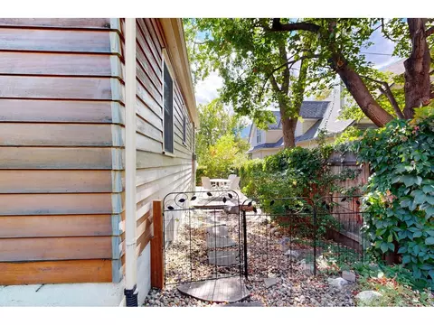 Exterior - 2115 5th St, Boulder, CO 80302 photo 4 of 4