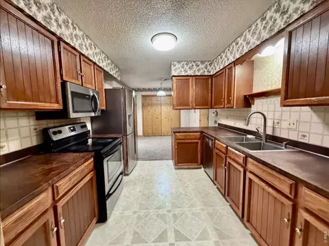 Kitchen - 629 Jay Dr, Sterling, CO 80751 photo 2 of 3
