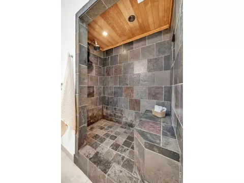 Bath - 245 30th St, Boulder, CO 80305 photo 3 of 3