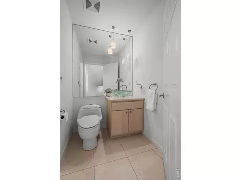 Bath - 7358 Buckingham Ct, Boulder, CO 80301 photo 5 of 7
