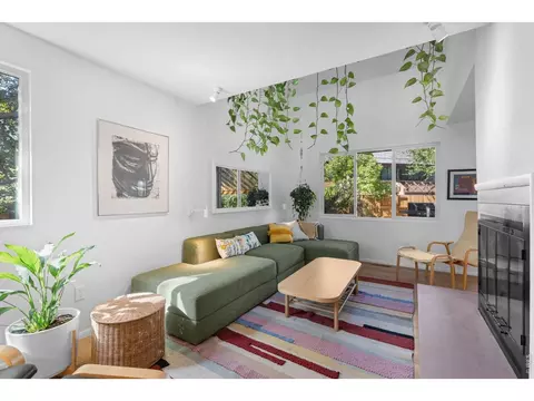 Living - 1541 Harrison Ave, Boulder, CO 80303 photo 2 of 8