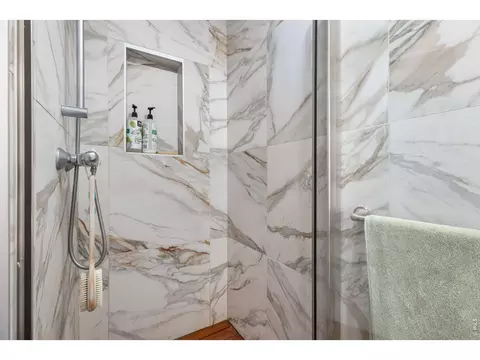 Bath - 1541 Harrison Ave, Boulder, CO 80303 photo 2 of 7