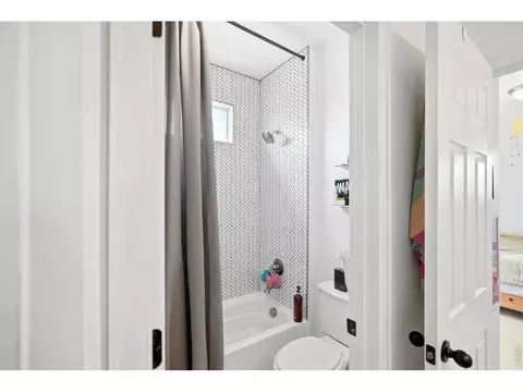 Bath - 5371 Kellan Way, Timnath, CO 80547 photo 4 of 7