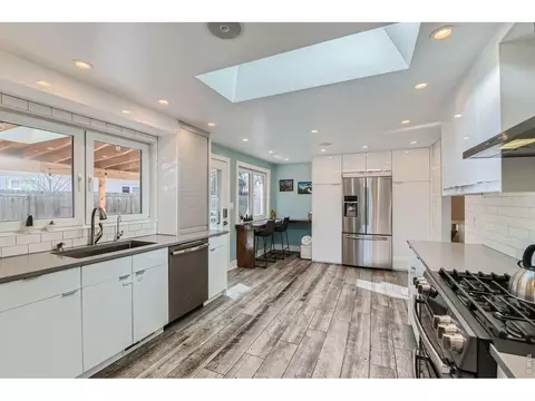 Kitchen - 4370 Comanche Dr, Boulder, CO 80303 photo 1 of 6