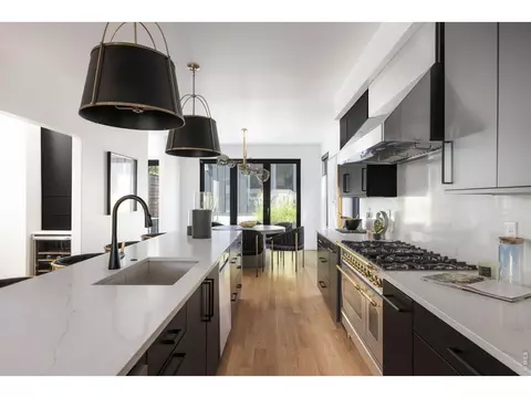 Kitchen - 3709 Tejon St, Denver, CO 80211 photo 6 of 9