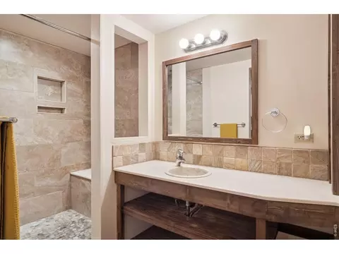 Bath - 1280 N Cedar Brook Rd, Boulder, CO 80304 photo 3 of 3