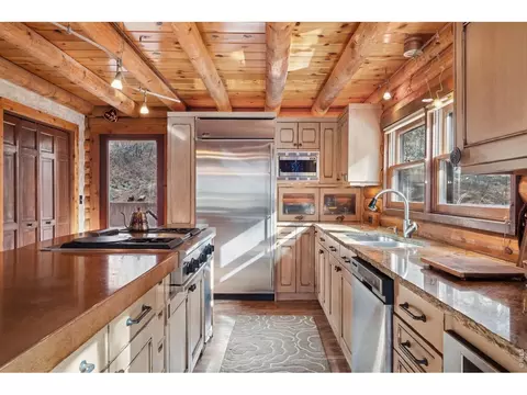 Kitchen - 1280 N Cedar Brook Rd, Boulder, CO 80304 photo 3 of 6