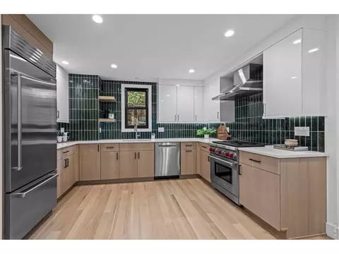 Kitchen - 661 Maxwell Ave, Boulder, CO 80304 photo 4 of 5
