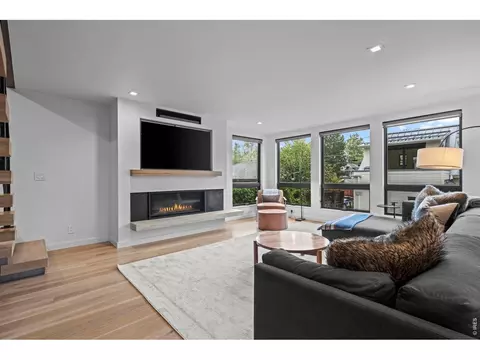 Living - 661 Maxwell Ave, Boulder, CO 80304 photo 1 of 8