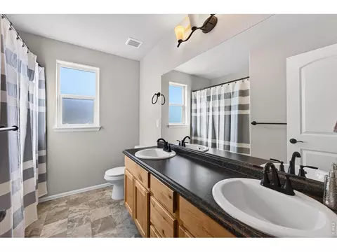 Bath - 1320 Chamois Dr, Severance, CO 80550 photo 4 of 4