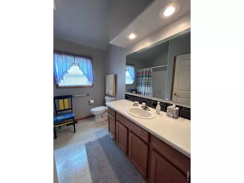 Bath - 717 3rd Ave, Wiggins, CO 80654 photo 1 of 2