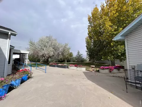 Exterior - 717 3rd Ave, Wiggins, CO 80654 photo 4 of 12