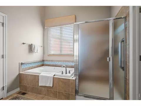 Bath - 400 Carter Dr, Lyons, CO 80540 photo 3 of 3