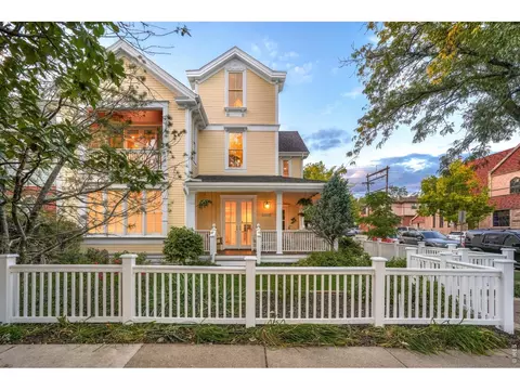 Exterior - 1345 Pine St #1, Boulder, CO 80302 photo 2 of 10